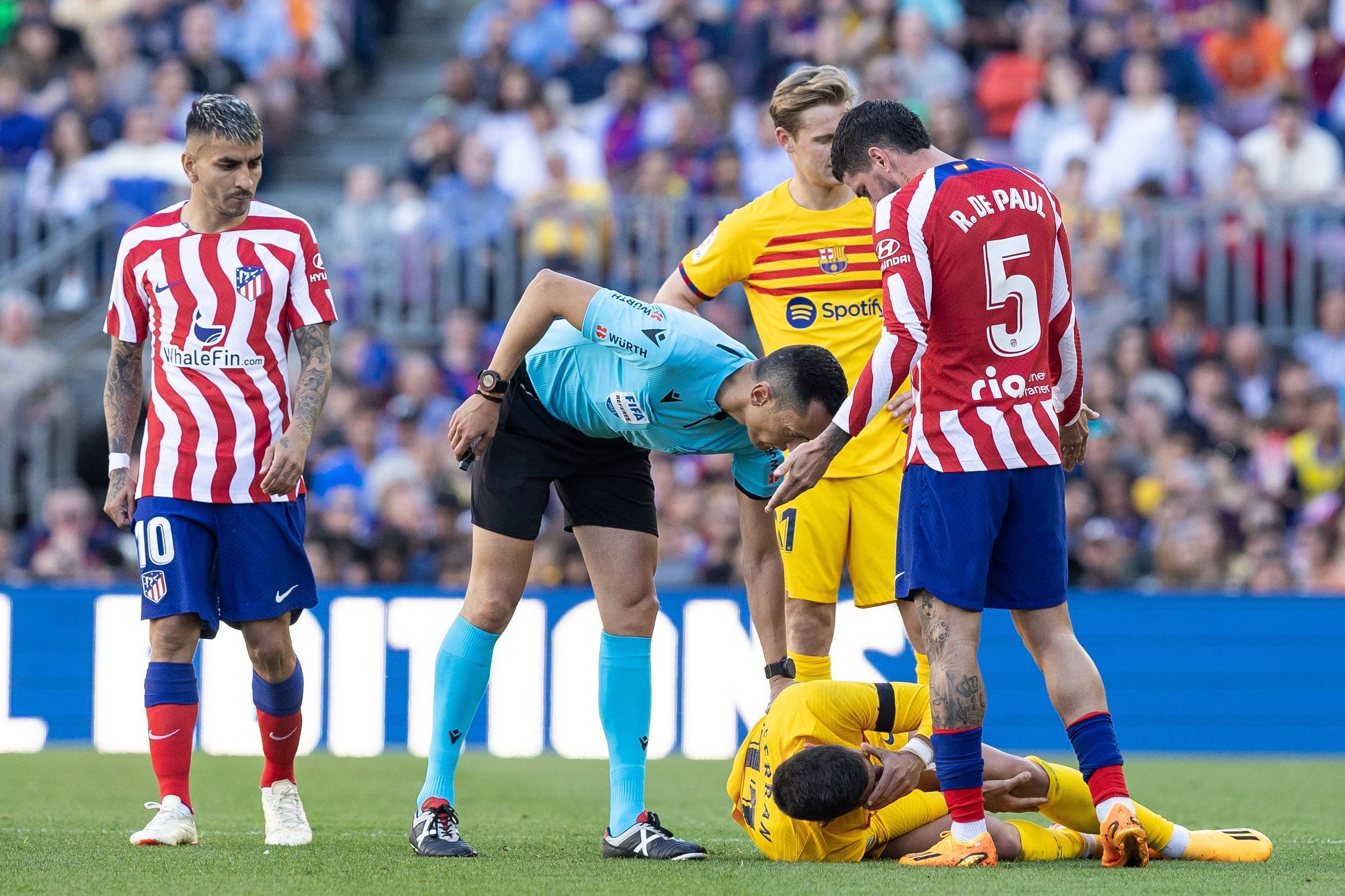 包含赛前巴黎圣日耳曼调整名单以备国王杯，远射贴柱环节打磨，态度坚定，球探报告显示潜力的词条-AYX SPORTS
