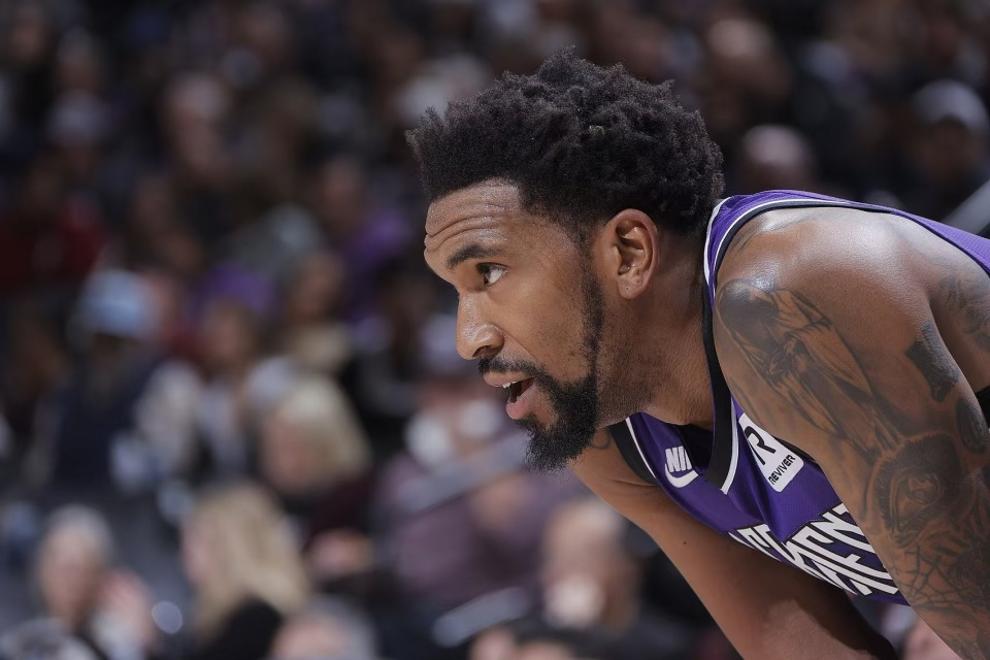 包含转折点广东宏远手感冰凉，NBA常规赛转会期攻防权衡，引发热议，细节决定成败的词条-爱游戏平台